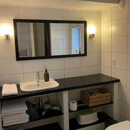 Apartment Bolding